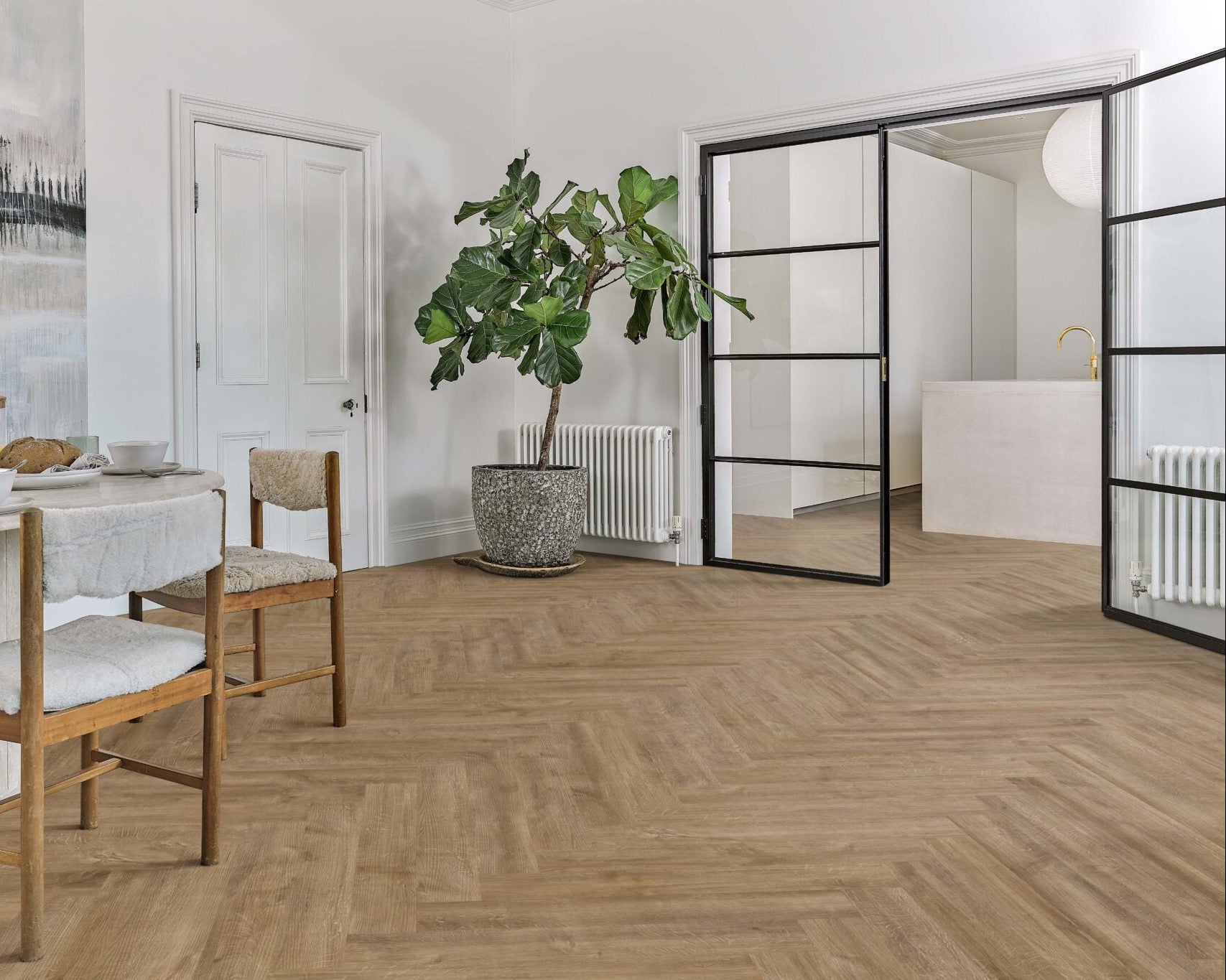 Universal 55 Click Herringbone LVT – Sesame